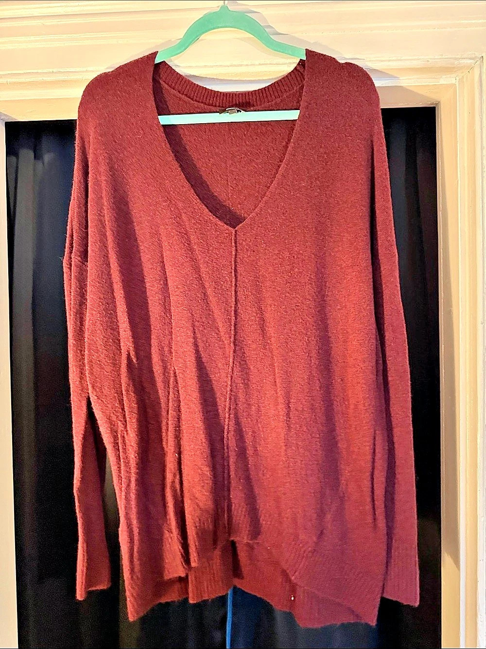 Express Women's Burgundy V-Neck Sweater Size Large